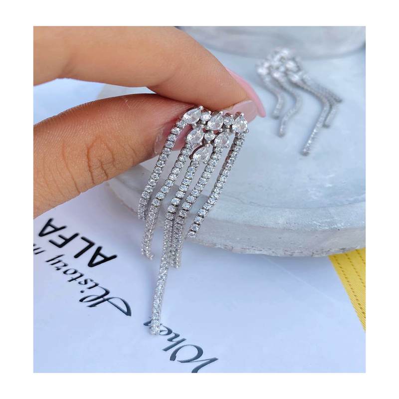 خرید گوشواره نقره زنانه آویزی نگین دار R-613