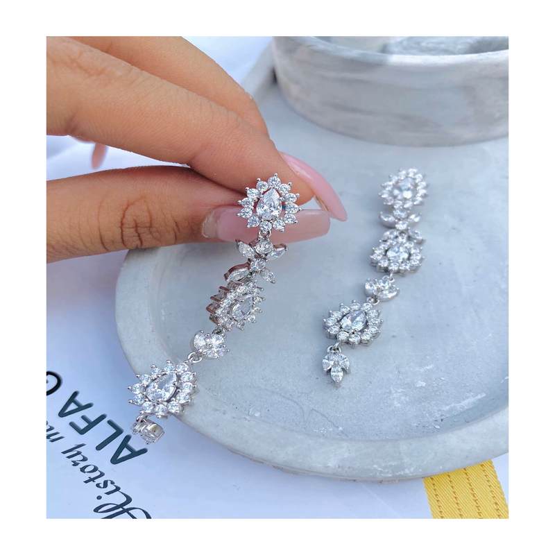 خرید گوشواره نقره زنانه آویزی نگین دار R-614