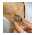 پلاک نقره زنانه مشابه طلا بیضیRO-401